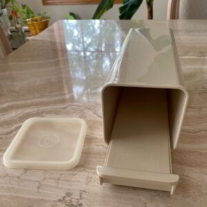 Vintage Tupperware Velveeta Cheese Refrigerator Keeper *Like New*